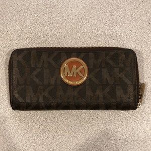 Michael Kors wallet